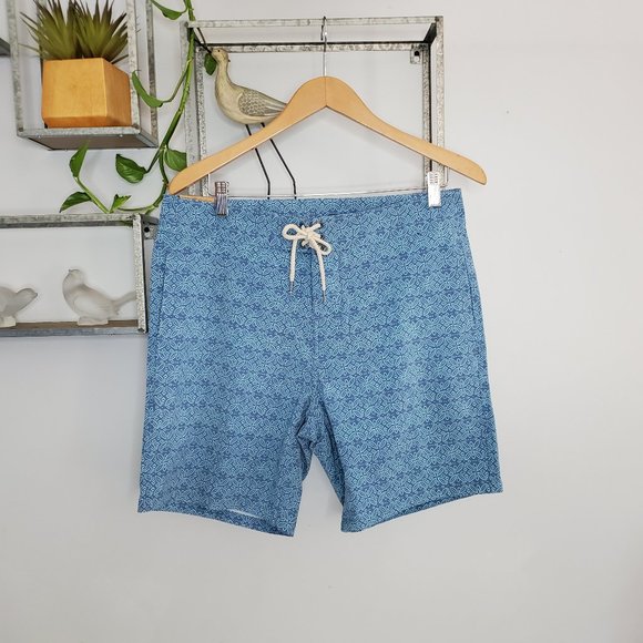 Faherty Other - Faherty Classic 7" Boardshort 32 Blue Geometric